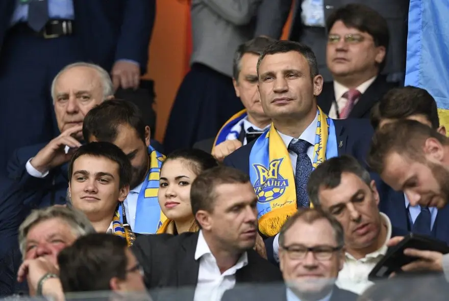 Dünya şampiyonu boksörler Rusya’ya karşı savaşacaklarını açıkladı 4