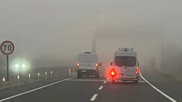 Kütahya'da sis trafiği olumsuz etkiledi