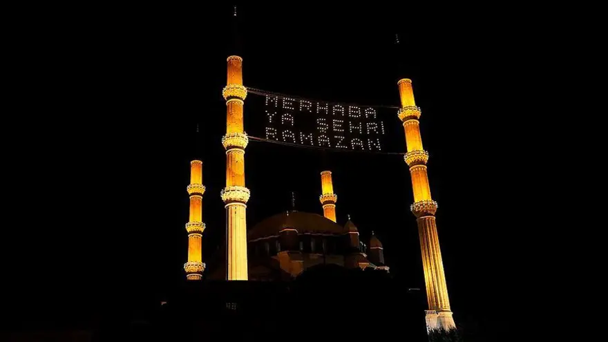 DENİZLİ'DE İFTAR SAAT KAÇTA? 1 DENİZLİ'DE İFTAR SAAT KAÇTA? 1