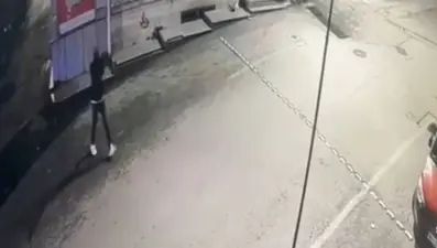 İki hafta önce devraldığı iş yerine kurşun yağdı