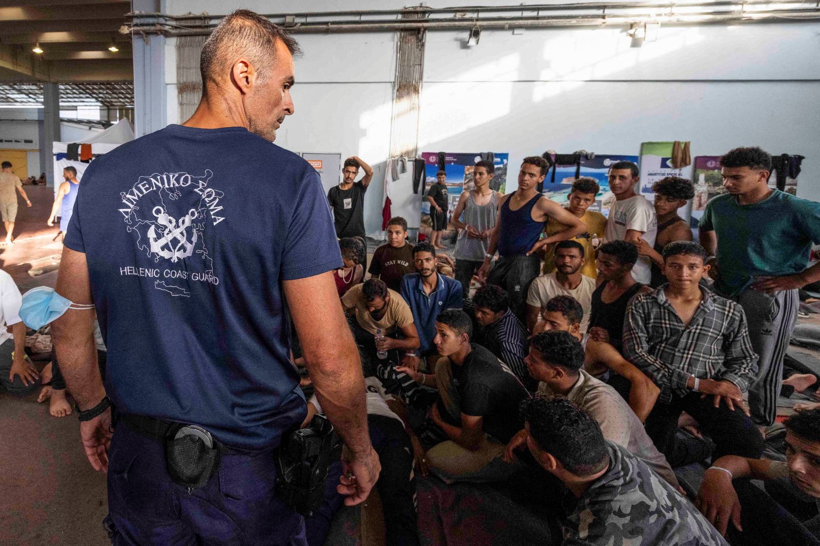 Yunanistan "Avrupa'da istila operasyonu" diyerek tartışmalı tasarıyı kabul etti