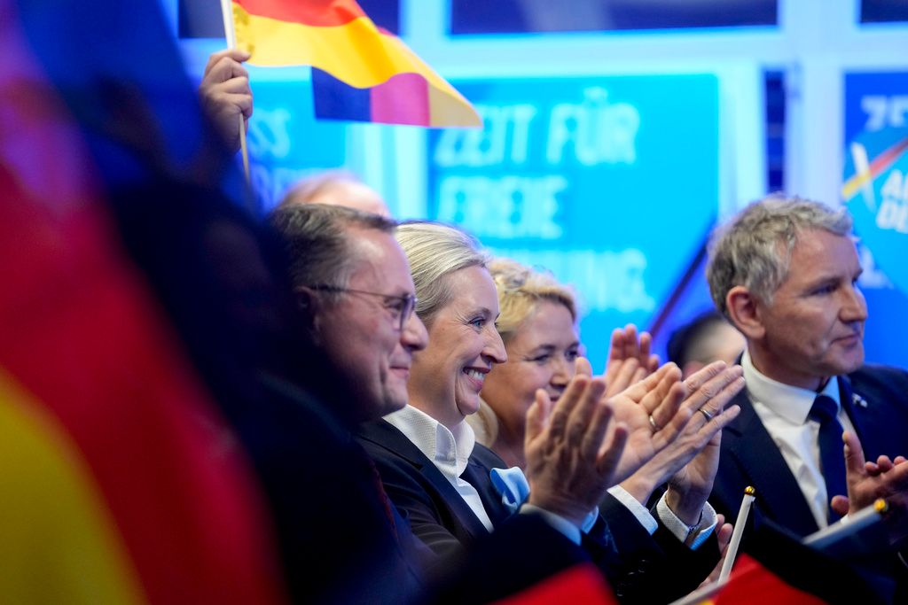 Almanya’da bir ilk: Aşırı sağcı AfD, seçimin galibi CDU/CSU’yu “yakaladı”