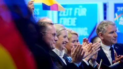 Almanya’da bir ilk: Aşırı sağcı AfD, seçimin galibi CDU/CSU’yu “yakaladı”