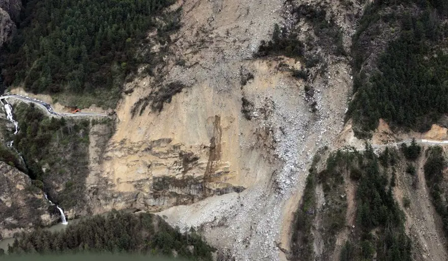 Nepal Başbakanı: Ölü sayısı 10 bine ulaşabilir 8