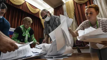 Rusya genelinde ara seçimler düzenleniyor