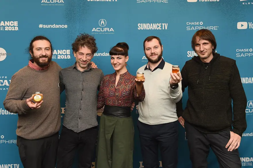 EKİP, HATİCE'YE EV ALDI 6