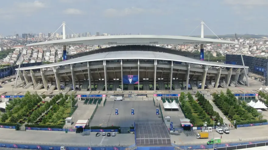 Şampiyonlar Ligi finaline geri sayım: Atatürk Olimpiyat Stadı havadan görüntülendi 13