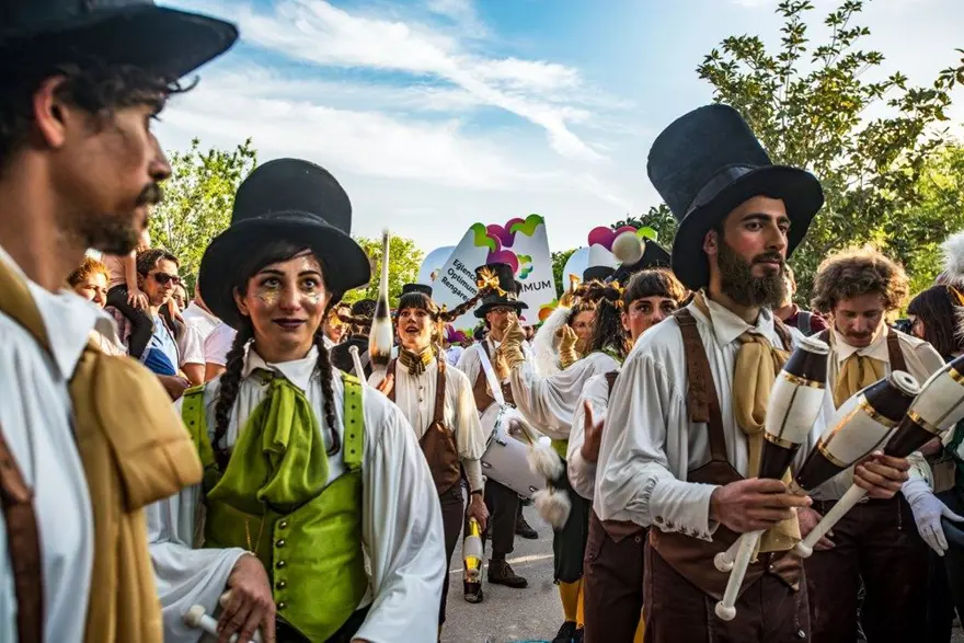 Uluslararası Portakal Çiçeği Karnavalı ile Bando ve Tava Ciğer Festivali'ne corona virüs engeli 19