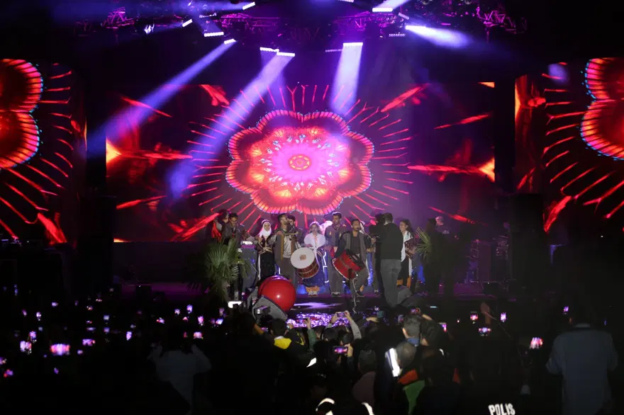 Urfalılar Harran Pamuk Sanat Ve Müzik Festivali'nde eğlendi 15