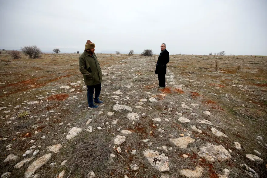Elazığ'da doğa yürüyüşünde keşfedilen 2 bin yıllık Roma yolu turizme kazandırılacak 6 Elazığ'da doğa yürüyüşünde keşfedilen 2 bin yıllık Roma yolu turizme kazandırılacak 6