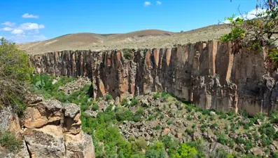 Kapadokya'nın gözdesi Ihlara Vadisi'nde turist yoğunluğu