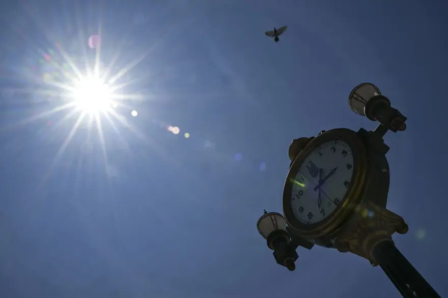 İstanbullular bu tarihe kadar dikkat! Sıcak hava bunaltmaya devam edecek 5