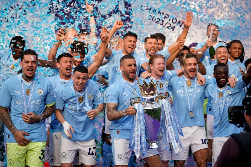 2. MANCHESTER CİTY 15