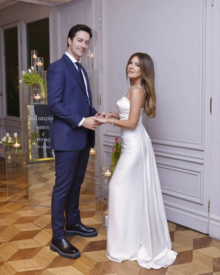 Feyyaz Şerifoğlu ile Merve Dinçkol'un nişan töreninden yeni kareler 