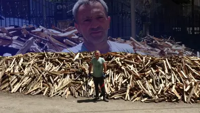 Günde 12 yumurta yiyip odun kırıyor, ayda 80 bin lira kazanıyor