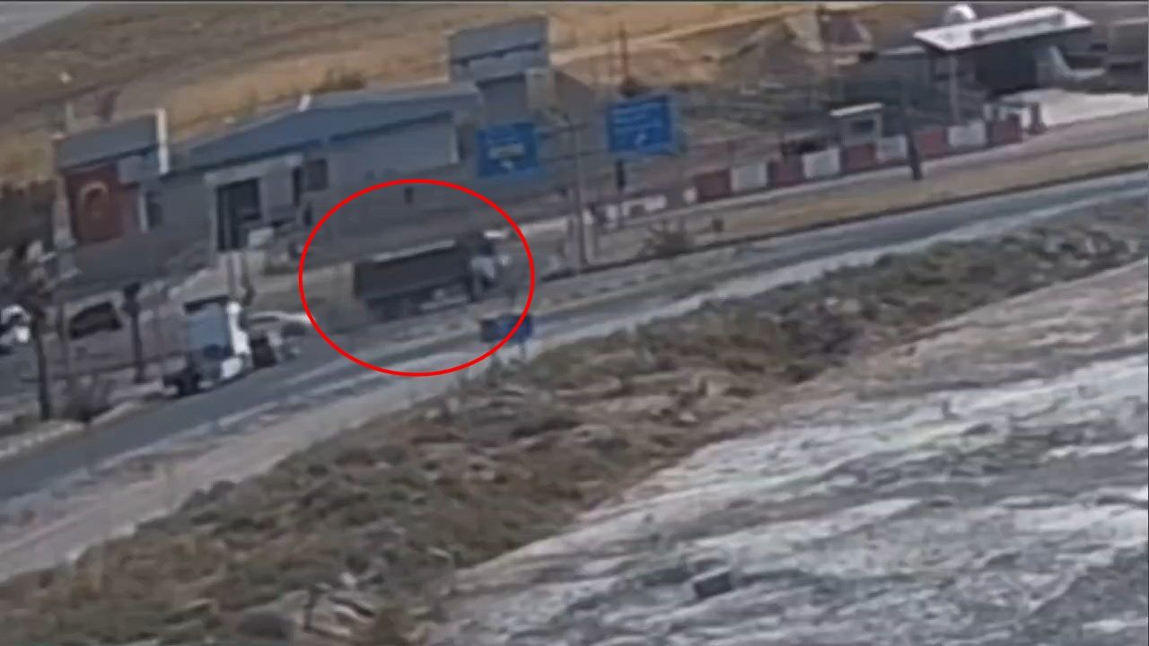 Şırnak'ta hafriyat kamyonuyla çarpışan motosikletin sürücüsü öldü