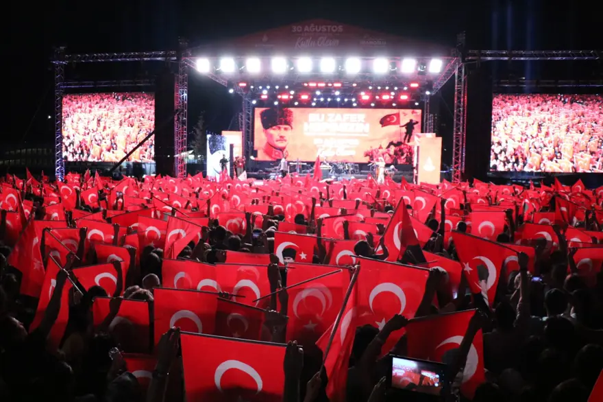 Üsküdar'da zafer bayramı coşkusu 