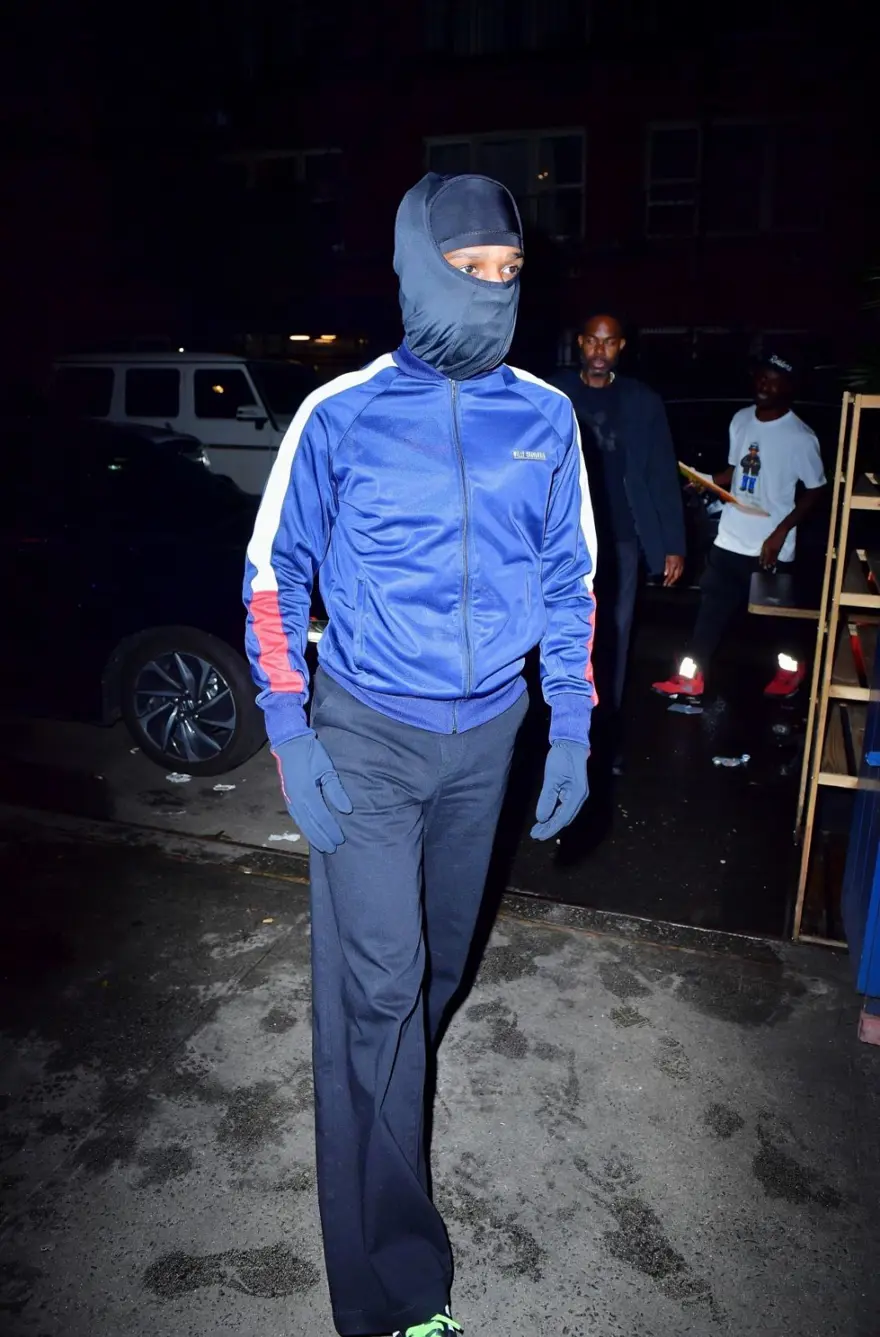 Rihanna, Madonna ve Justin Bieber yemekte buluştu 7