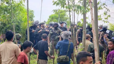 Tayland-Kamboçya sınırında gerginlik artıyor: Taş ve sapanla saldırdılar