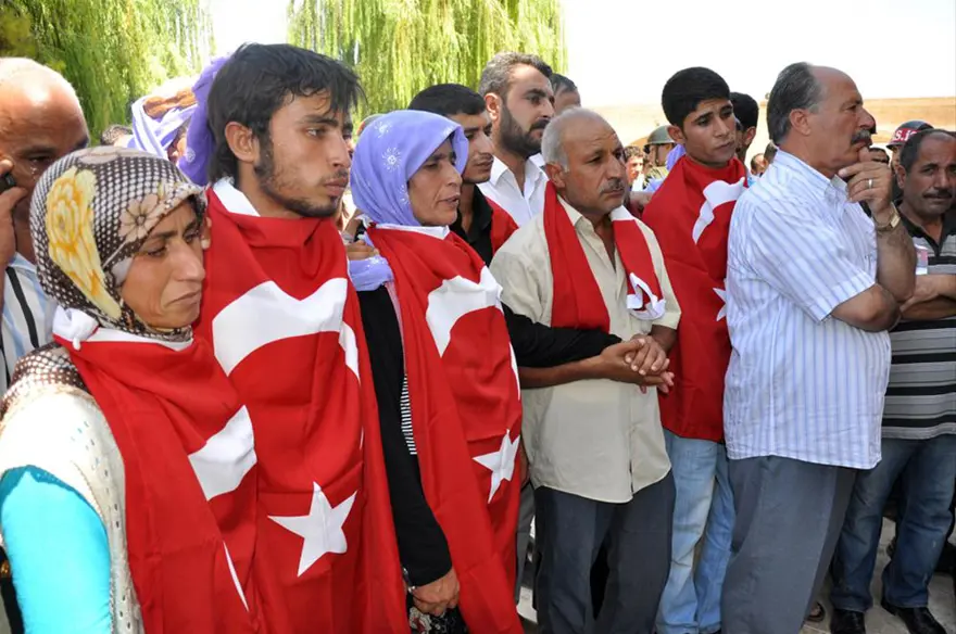 Arefe gününde tarifsiz acı 16 Arefe gününde tarifsiz acı 16