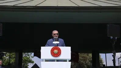Cumhurbaşkanı Erdoğan: Türk demokrasisi 27 Mayıs'ta aldığı yarayla sendelemiştir