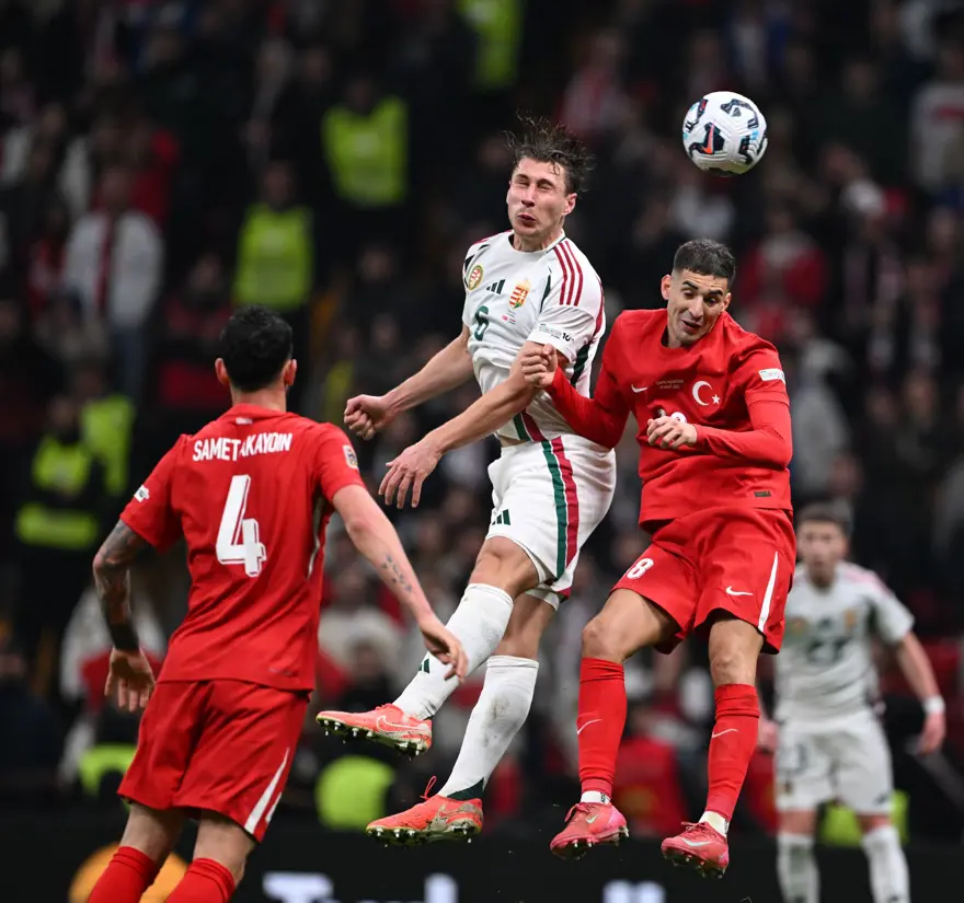 Macarlar, A Milli Takım'ın 3-1'lik zaferinin ardından tepkili: 8 kilit oyuncuları yoktu, ona rağmen Türk iradesi galip geldi Macarlar, A Milli Takım'ın 3-1'lik zaferinin ardından tepkili: 8 kilit oyuncuları yoktu, ona rağmen Türk iradesi galip geldi