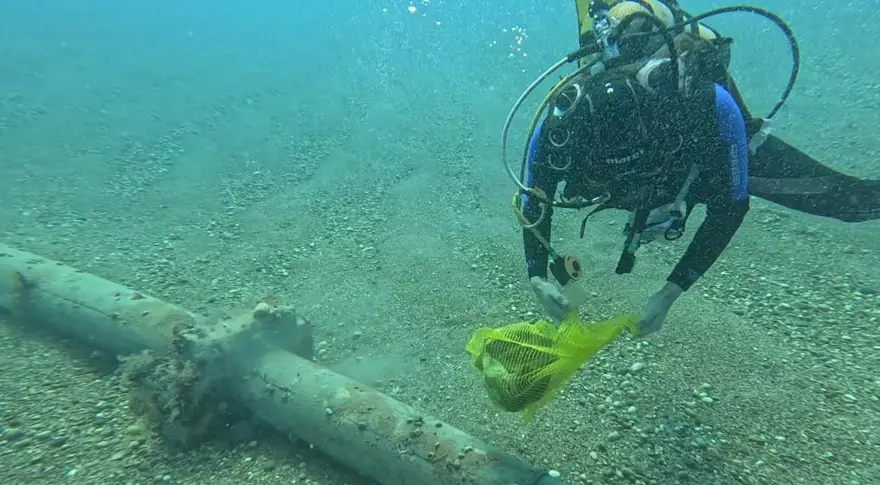 Uzman isim "denizler alarm veriyor" diyor: Torbalar dolusu çöp çıkardılar 6