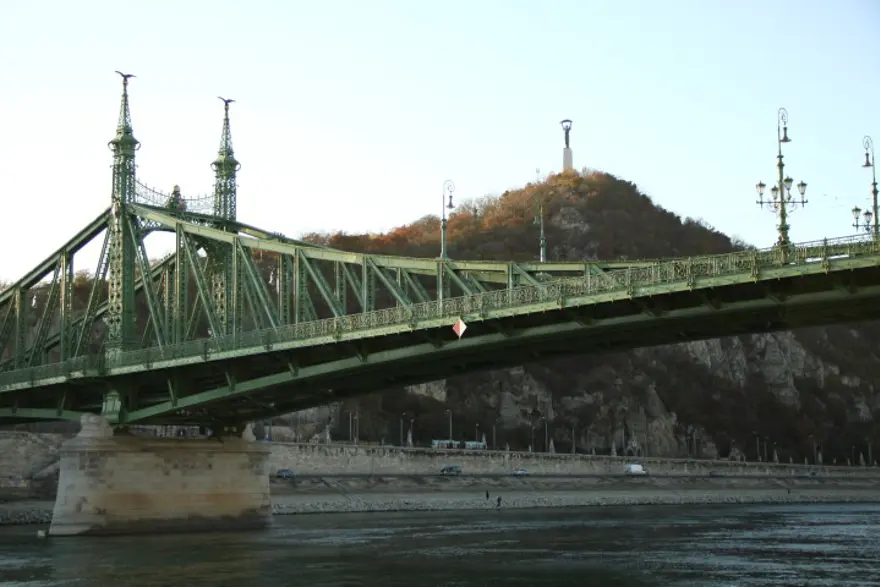 Gellert Tepesi 15 Gellert Tepesi 15