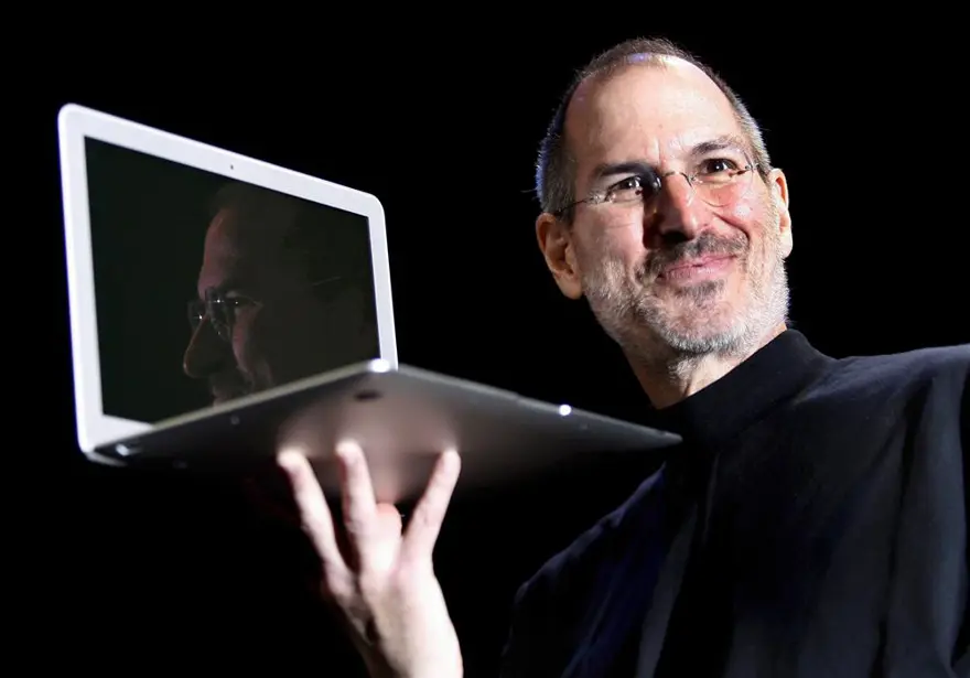 Apple'ı bir numara yaptı 40
