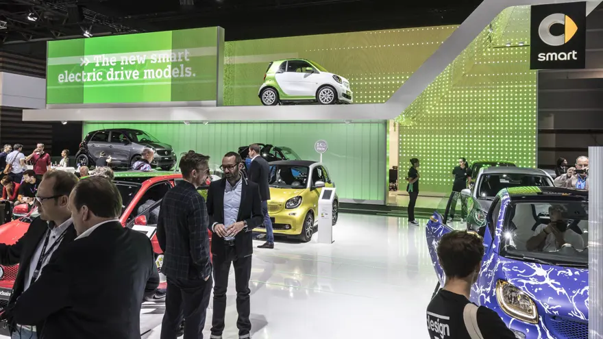 Mercedes-Benz yeni markasını Paris'te tanıttı 19