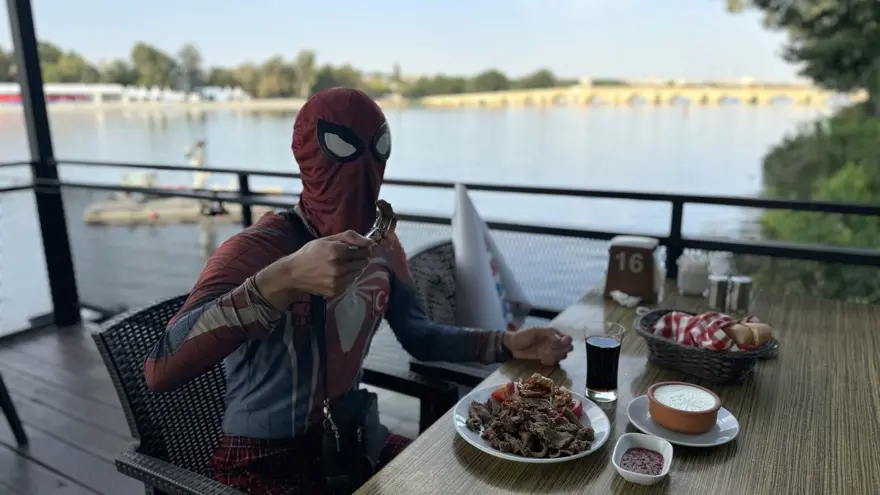Türkiye'yi gezen yerli Spiderman'in 39. durağı Edirne oldu 16