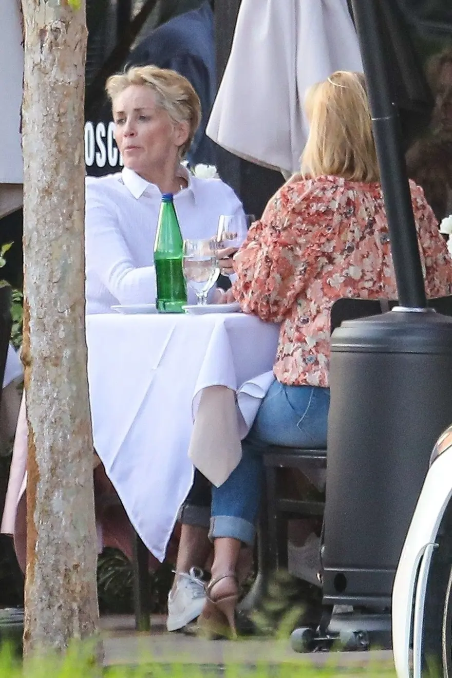 Sharon Stone hesabın iki katı bahşiş bıraktı 2