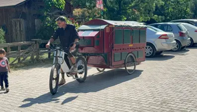 Kendi yaptığı karavan ile dünya turuna çıktı: 49 yaşındaki gezgin şimdi Düzce'de