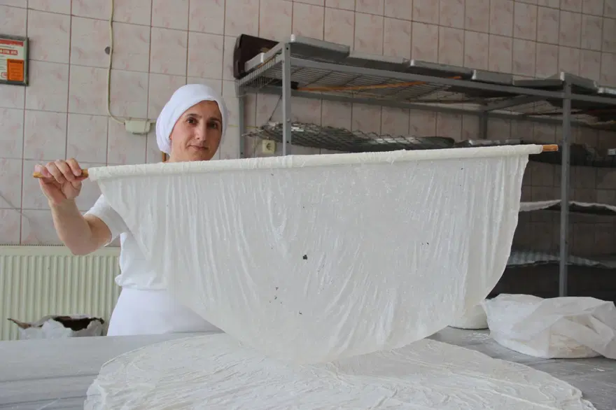 4 saatte pişen damat çatlatan lezzet: Yoğun mesai harcanıyor 1