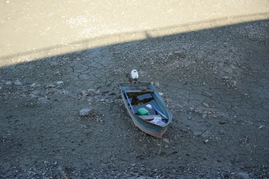 Gerçekler ortaya çıktı: "Sığ göl, ölü toprak, sönük ilçe" 5 Gerçekler ortaya çıktı: "Sığ göl, ölü toprak, sönük ilçe" 5