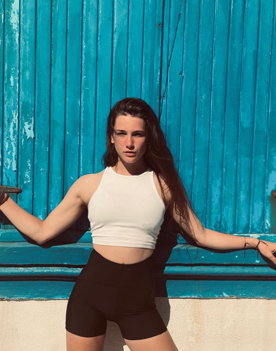 NİSA BÖLÜKBAŞI KİMDİR? 85