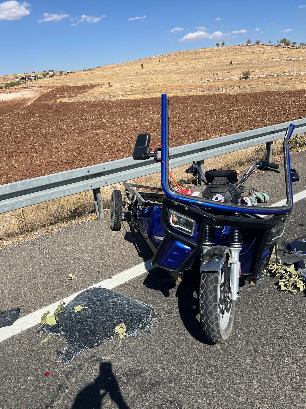 Mardin'de otomobil ile motosiklet çarpıştı: Ölü ve yaralılar var