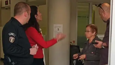 Dolandırılmaktan bankanın güvenlik görevlisi kurtardı