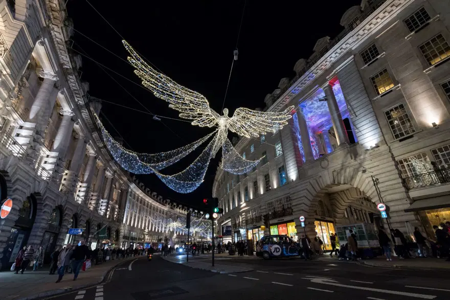 Londra sokakları Noel ve yılbaşı için süslendi 14 Londra sokakları Noel ve yılbaşı için süslendi 14
