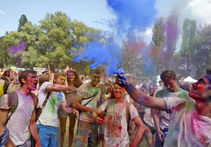 Kiev'de Holi Festivali 