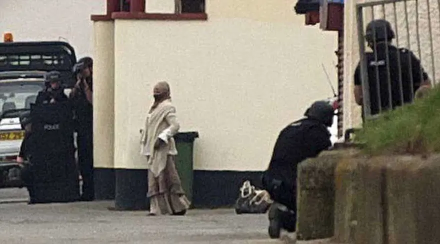 İngiltere'de canlı bomba paniği 