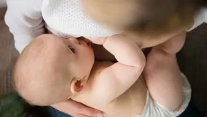 Anne sütü mucizesi (Beyin gelişimini sağlıyor, bağışıklığı güçlendiriyor) Anne sütü mucizesi (Beyin gelişimini sağlıyor, bağışıklığı güçlendiriyor)