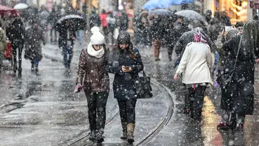 Meteoroloji'den İstanbul için kar uyarısı