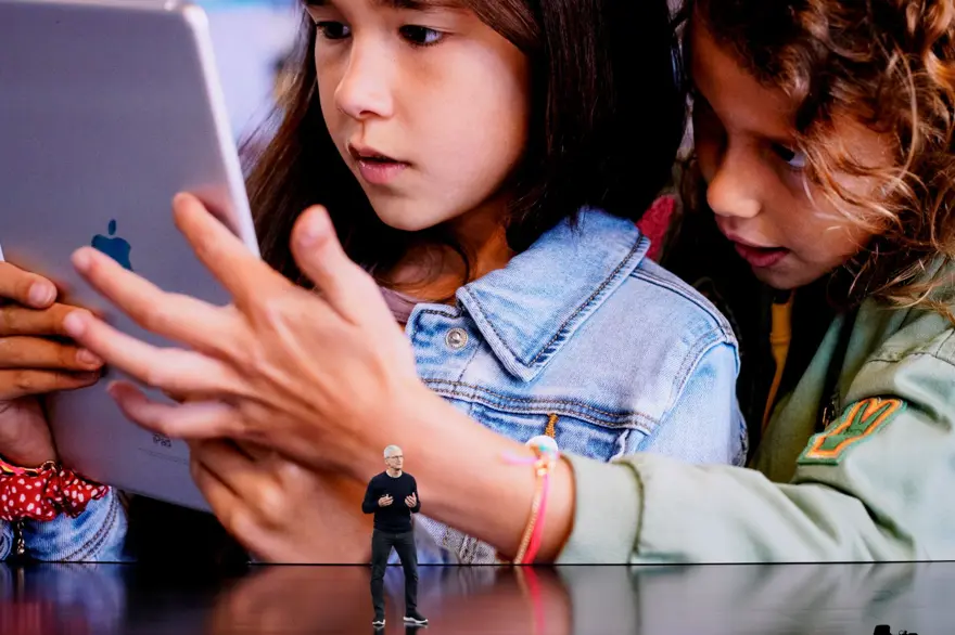 APPLE HİSSELERİ YÜKSELDİ 17