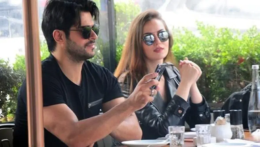 Burak Özçivit tükenmişlik sendromu iddialarını yalanladı 5