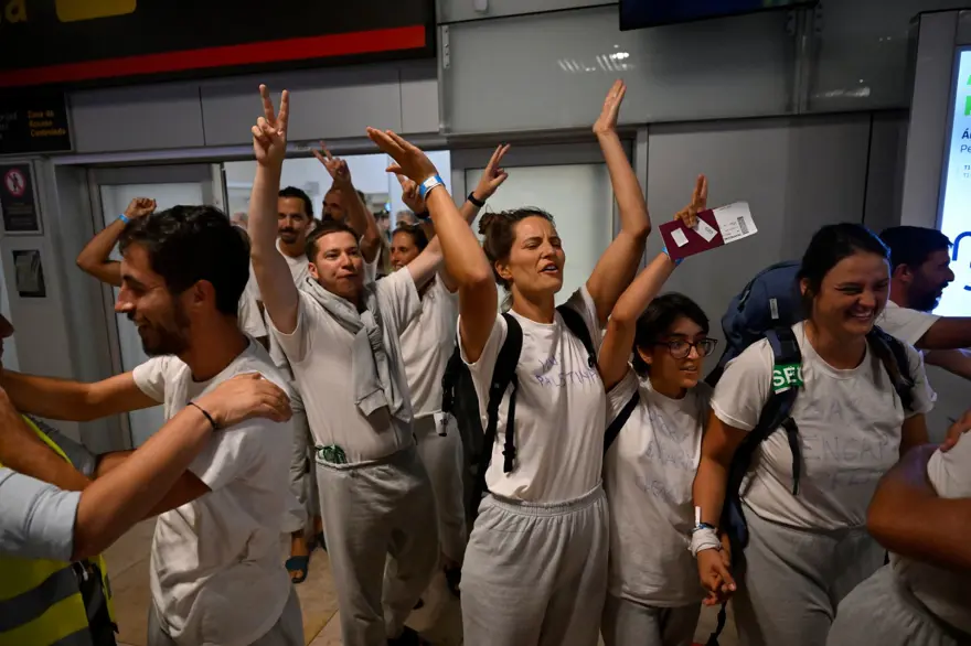 Sumud aktivistleri kahramanlar gibi karşılandı 2 Sumud aktivistleri kahramanlar gibi karşılandı 2