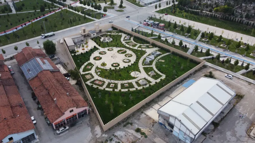 Kentin tarihi dokusunu merak edenler Çoruminia'ya akın etti 5