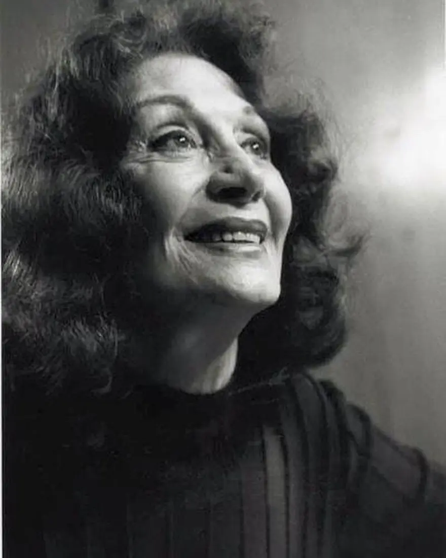 Sanatçı dostlarından Yıldız Kenter paylaşımları 22