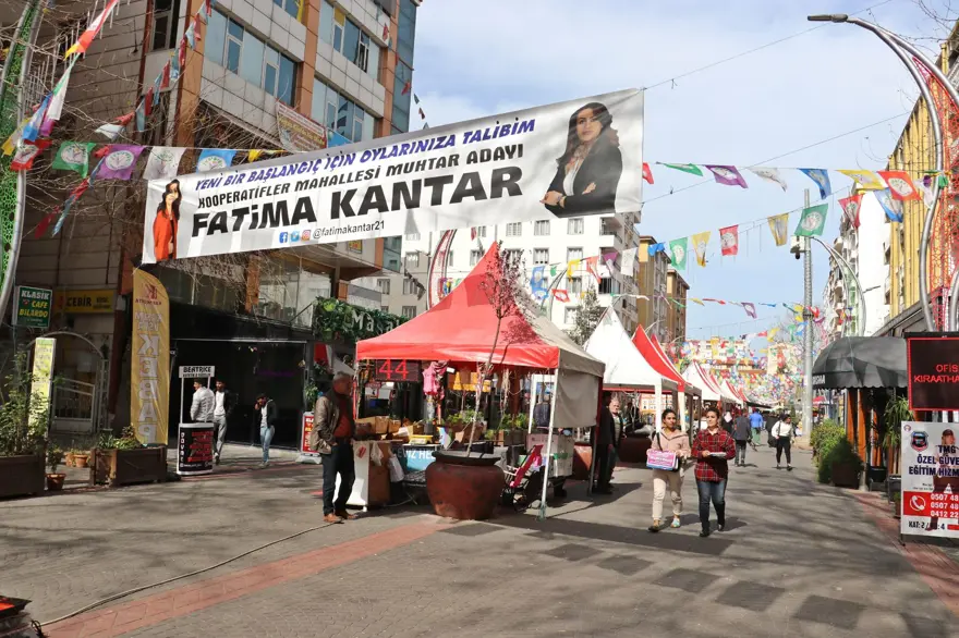 Kadın muhtar adayı 8 azasını da kadınlardan seçti: 4 erkek adayakarşı yarışacak 