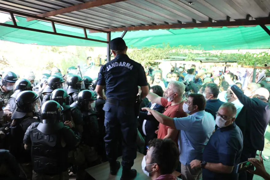 Bakır ocağı ÇED toplantısında gerginlik 15